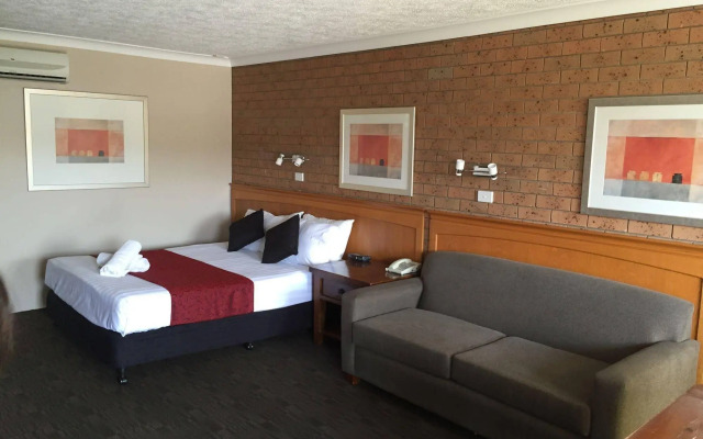 James Street Motor Inn