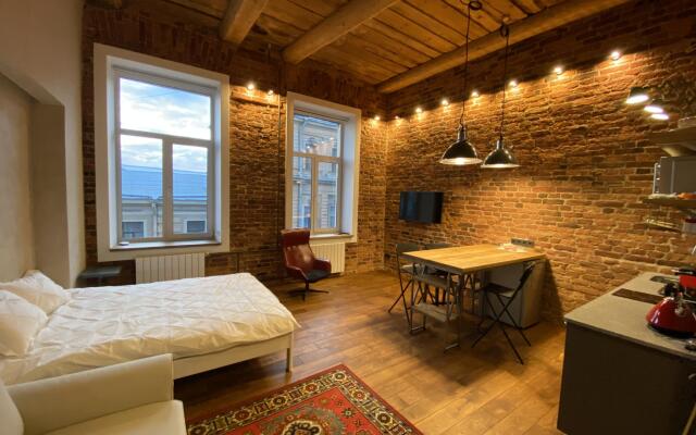 Apartments on the Fontanka River embankment 11