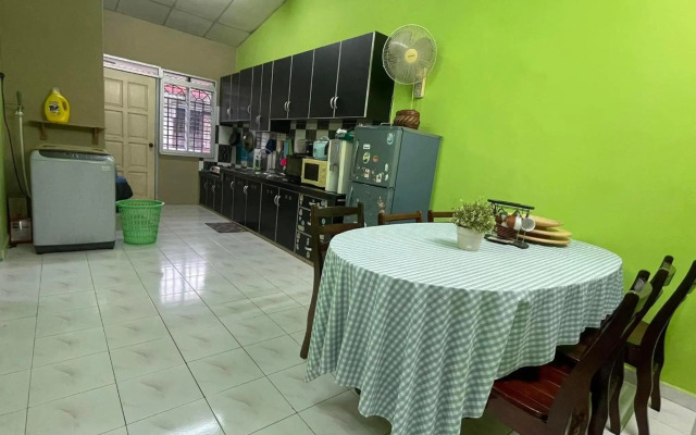 MelorinnForMuslimOnly