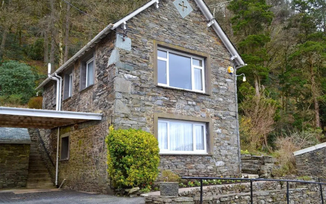 The Coach House - UK30813