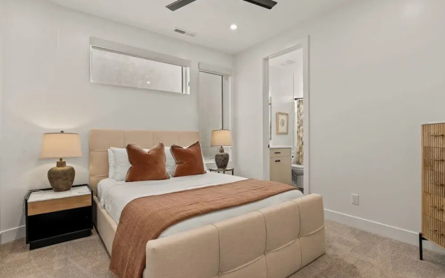 Simply Paradise 5 Bedroom Townhouse