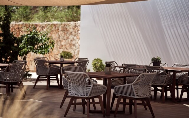 Rebek Luxury Villas & Suites