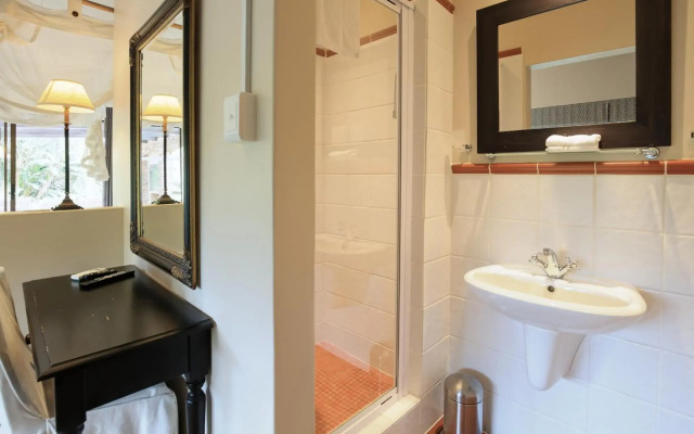 Aziza Guesthouse
