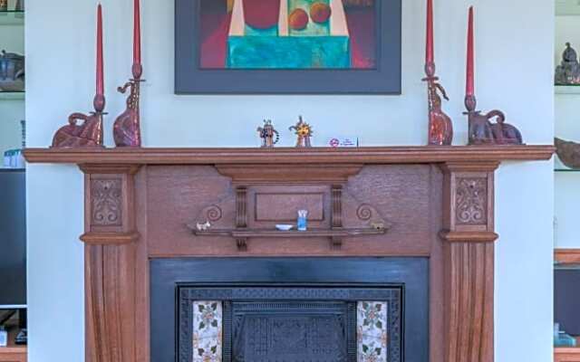 BallyCairn House