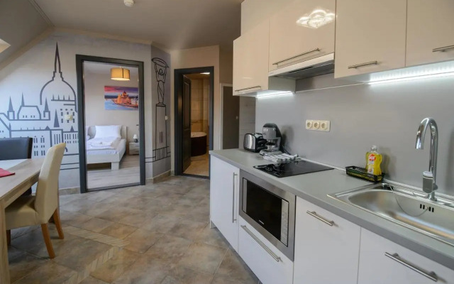 HR Apartmanház