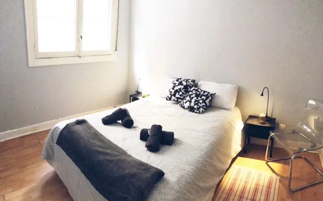 Pretty Guggenheim esencia Bilbao by Urban Hosts