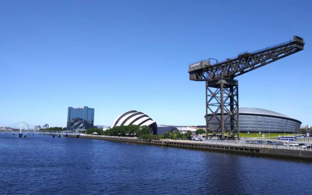 St Enoch Apartment
