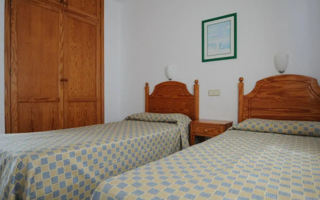 Apartamentos Blue Star