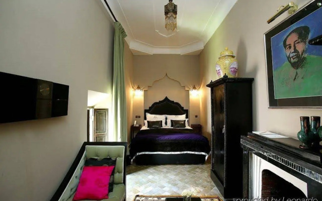 Riad Lotus collection