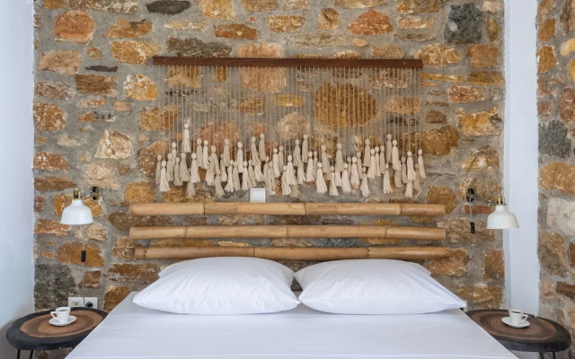 Syra Suites