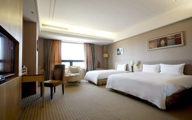 Justwin Grand Hotel