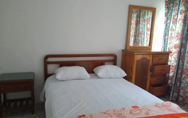 Kaliawiri Bird Lodge & reserve