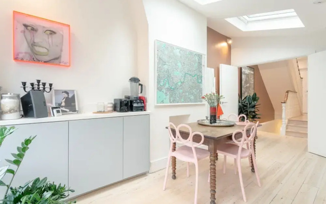 Newly Refurbished 2 Bedroom Property in Peckham
