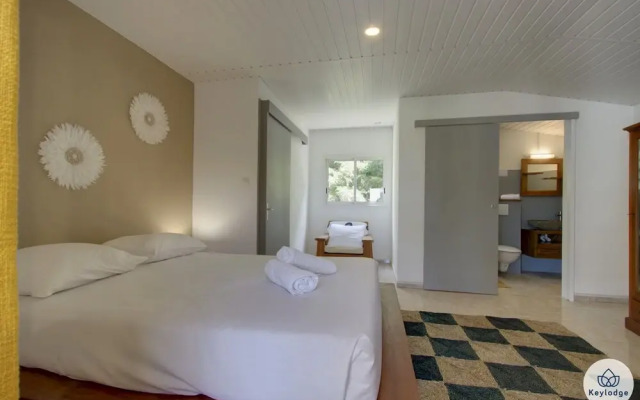 Villa Jacinthes - 250m2 à Saint Denis