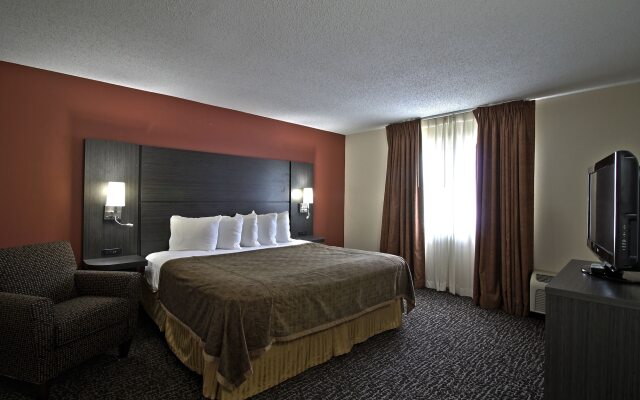 Chicago Club Inn & Suites