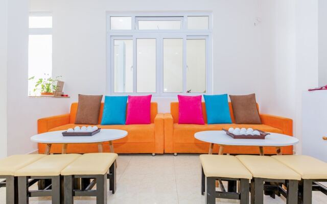 Hotel Huong Moc by OYO Rooms