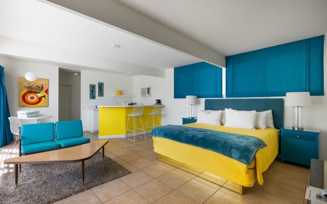 Monkey Tree Hotel 11