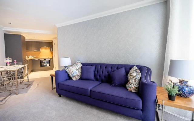 5 London Mews