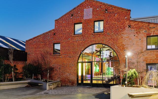 Errick's Hotel