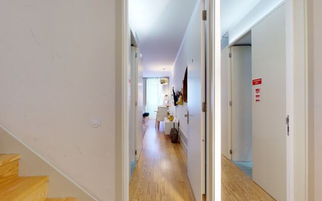 Oporto Golden View Vitória