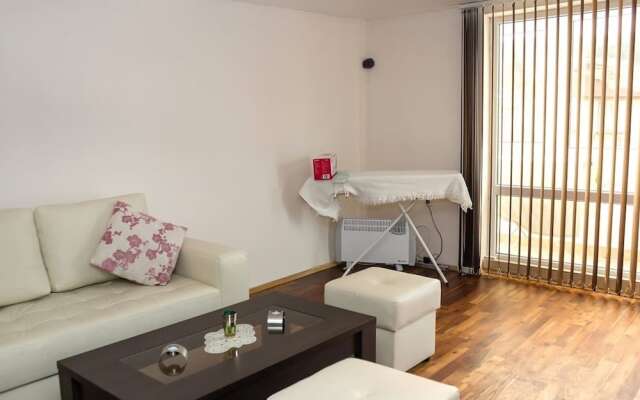 FM Deluxe 1-BDR Apartment - Vinitza Area -Varna
