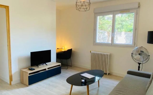 Bel appartement avec terrasse et beau jardin classé 1 étoile