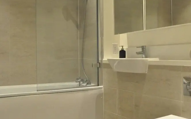 Fantastic Modern 1 Bed in Brixton