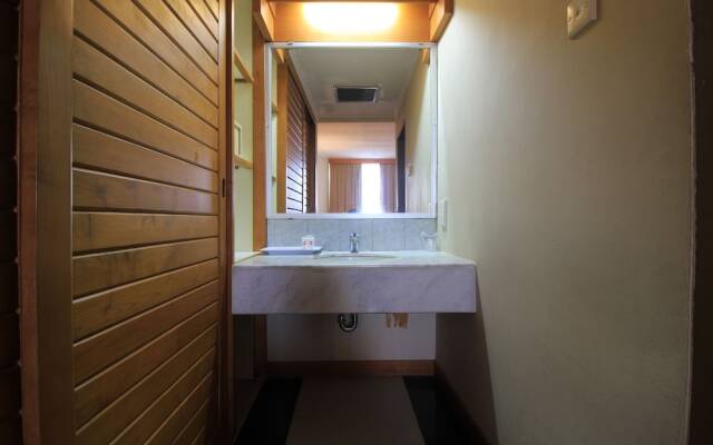Capital O 1583 Mutiara Merdeka Hotel