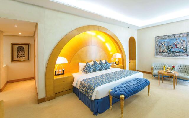 Oryx Grand Jebel Hafeet Hotel