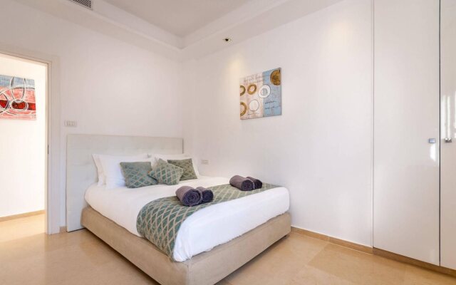 Renovated White House - Banana Beach