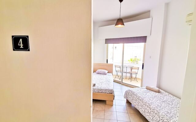 Central Square Nomadic Rooms