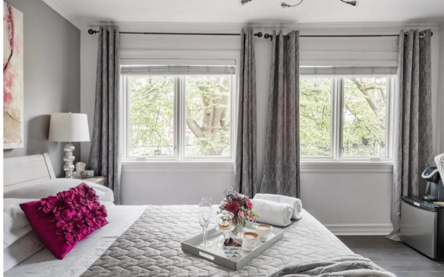 Downtown Luxury Victorian Retreat