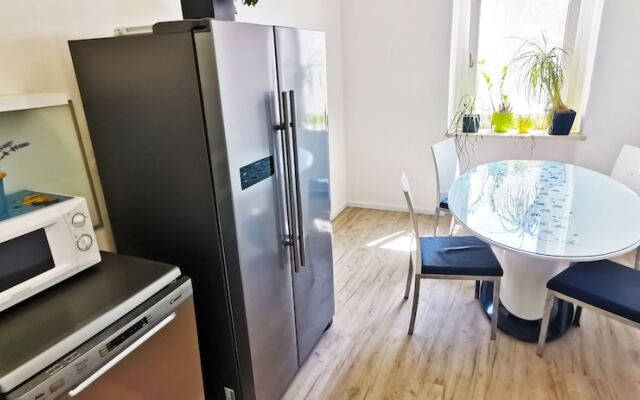 Chillax Rooms