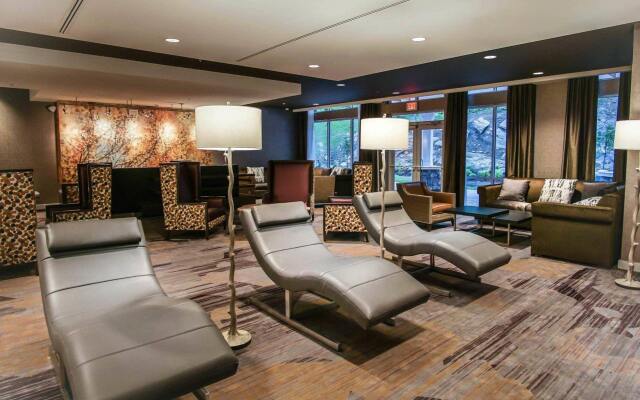 Courtyard by Marriott Lenox Berkshires