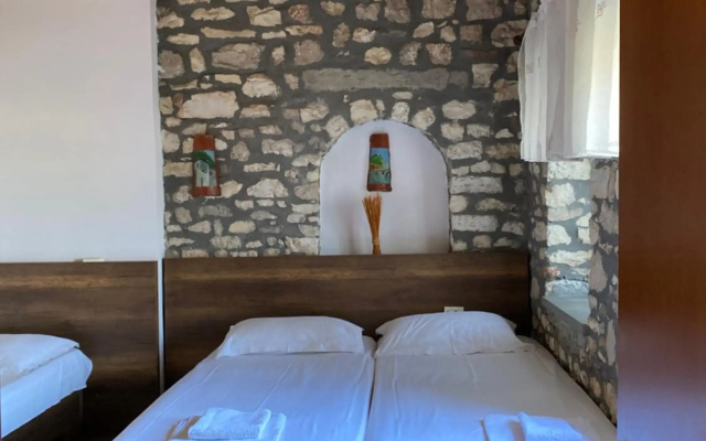 Baci Guest House
