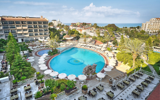 Seaden Corolla Hotel