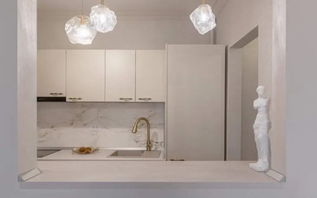 Maison Elysee - An Elegant Apartment in Piata Romana