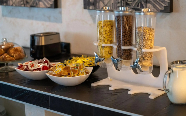 White Rock Castle Suite Hotel & SPA