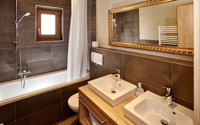 A CASA Juwel - Ski in & Out Appartements