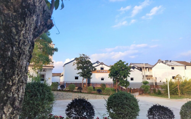 Chaozhou Shifeng Yingbin Inn