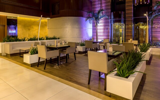 Howard Johnson Plaza By Wyndham Dubai Deira