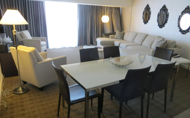 Toronto Don Valley Hotel and Suites