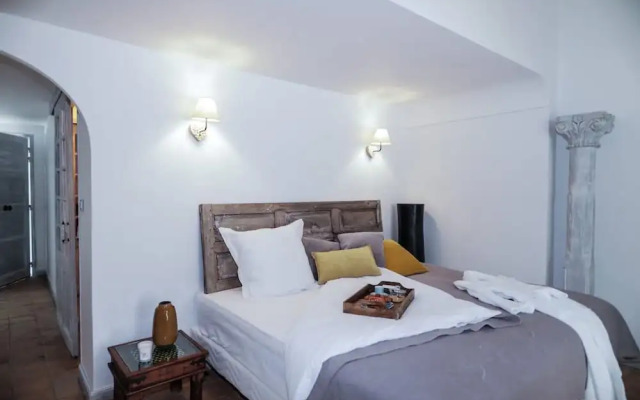 Proven ale House With Pool and spa