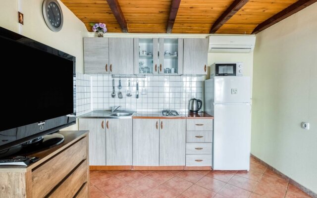 Exotic Holiday Home in Tribanj-Krušćica near Sea
