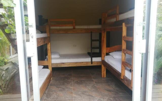 hostal hilltop salento