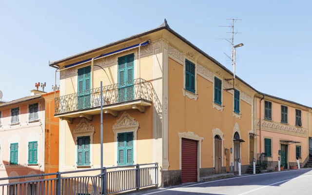 Newly Renovated Ocean View Flat