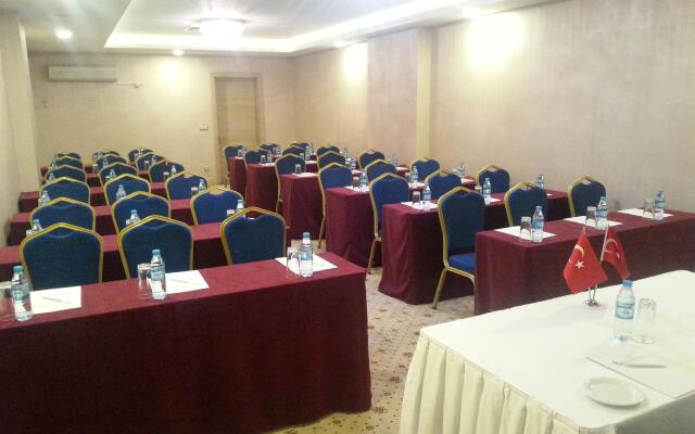 Hotel Golden Way Giyimkent