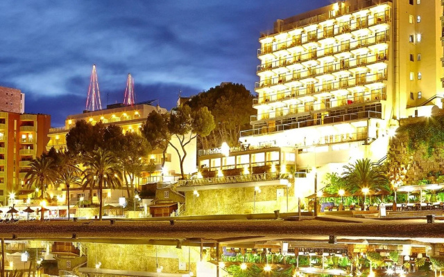 hotelImage