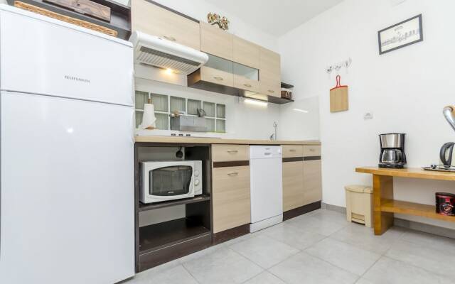 Apartment Mezaroca