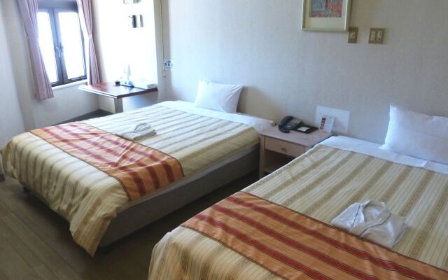 Hotel Peace Island Naha